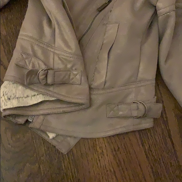 Bebe Faux Fur Jacket - Picture 3 of 6